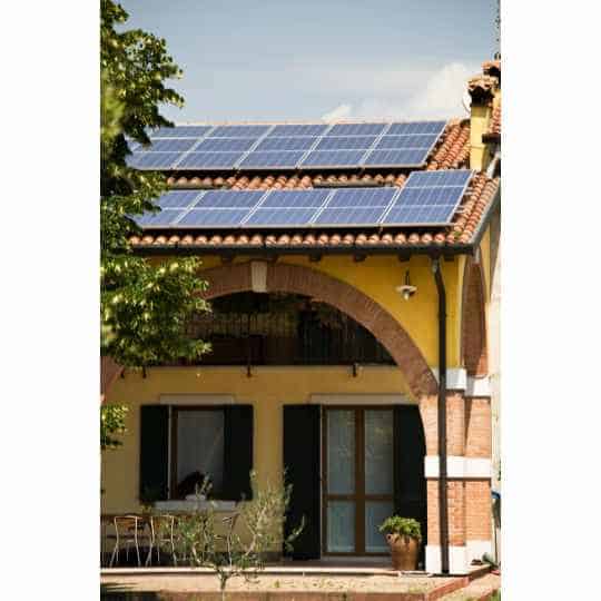 panneau solaire photovoltaïque en toiture dans le languedoc roussillon