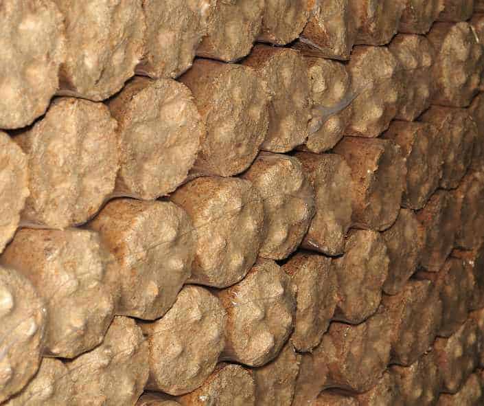 bûches de bois compressé en biomasse pour le chauffage